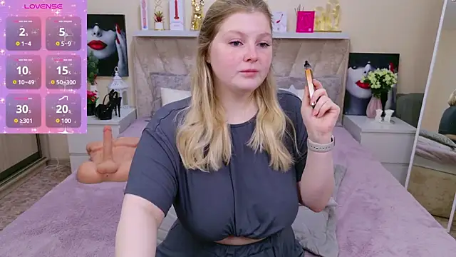 Snapshot of AmeliaDiamond chatting on October 11, 2025, 12:22 am AmeliaDiamond online show from October 11, 2025, 12:22 am