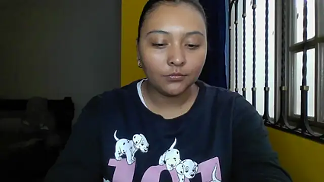 Snapshot of ALANA_150 chatting on February 21, 2026, 12:07 pm ALANA 150 online show from February 21, 2026, 12:07 pm