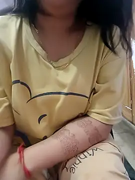 Snapshot of roshni_agrawal0 chatting on March 1, 2026, 8:14 am roshni agrawal0 online show from March 1, 2026, 8:14 am