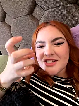 sweetluciee online show from September 14, 2025, 7:36 pm