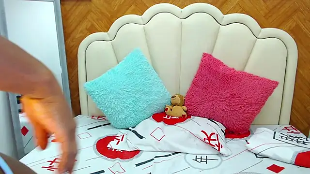 Snapshot of mariahsugarr chatting on October 29, 2025, 1:48 am mariahsugarr online show from October 29, 2025, 1:48 am