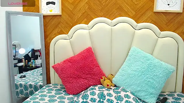 Snapshot of mariahsugarr chatting on September 19, 2025, 5:55 am mariahsugarr online show from September 19, 2025, 5:55 am