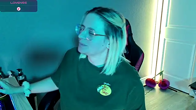 Charlies world online show from October 28, 2025, 7:24 pm