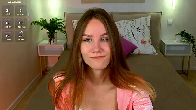  Clare Florence  online show from September 25, 2025, 9:37 am