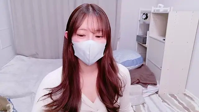 Snapshot of MOEMOE-Q chatting on November 27, 2025, 3:23 pm MOEMOE-Q online show from November 27, 2025, 3:23 pm