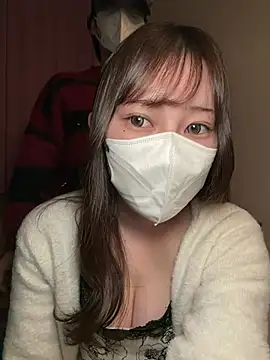 MOEMOE-Q online show from April 16, 2026, 6:08 pm