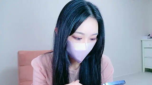 ramuchan desu online show from November 6, 2025, 2:15 am