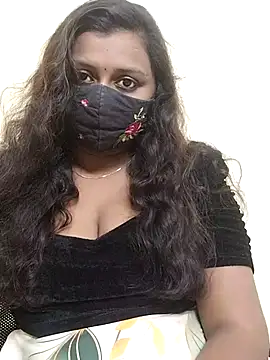 Pavani-Sexy online show from November 25, 2025, 4:46 am