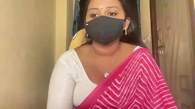 Pavani-Sexy online show from March 3, 2026, 6:37 pm