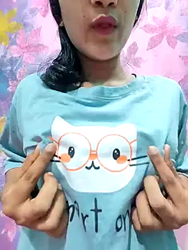 Snapshot of MariaEva69 chatting on October 15, 2025, 8:28 pm MariaEva69 online show from October 15, 2025, 8:28 pm