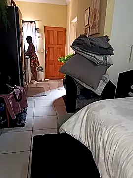 ALICIA X98 online show from February 22, 2026, 7:55 am