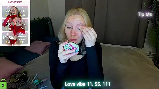 Anna Chelsea online show from December 17, 2025, 12:04 am