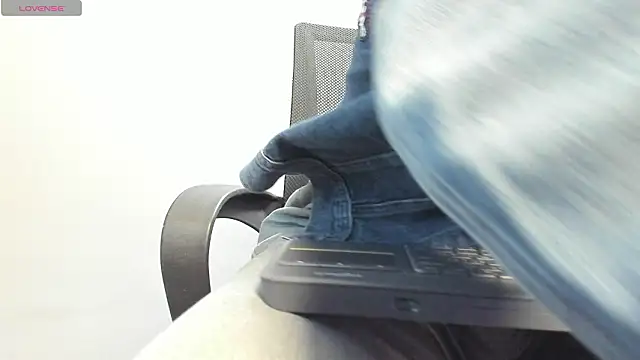 ColombiaStrip online show from January 17, 2026, 6:33 pm