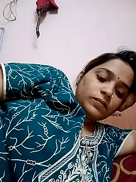 Snapshot of Trisha_71 chatting on May 6, 2026, 5:22 am Trisha 71 online show from May 6, 2026, 5:22 am