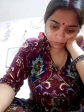 Snapshot of Trisha_71 chatting on May 10, 2026, 5:59 pm Trisha 71 online show from May 10, 2026, 5:59 pm