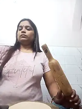 Trisha 71 online show from November 6, 2025, 2:43 pm