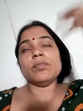 Trisha 71 online show from October 2, 2025, 6:50 am