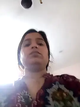 Snapshot of Trisha_71 chatting on April 26, 2026, 7:16 am Trisha 71 online show from April 26, 2026, 7:16 am