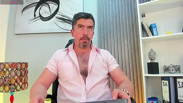 JuanKFit 45 online show from July 22, 2026, 4:36 am