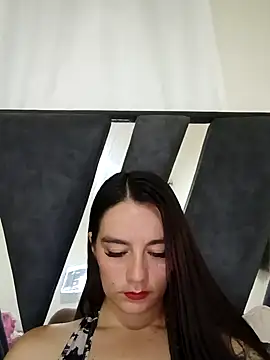 Snapshot of Demy_Rhoades chatting on October 22, 2025, 2:33 am Demy Rhoades online show from October 22, 2025, 2:33 am