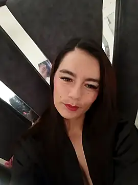 Snapshot of Demy_Rhoades chatting on October 13, 2025, 2:18 pm Demy Rhoades online show from October 13, 2025, 2:18 pm