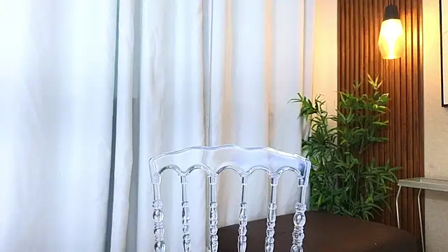 Lia Mar  online show from October 2, 2025, 6:11 pm