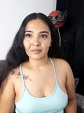 Snapshot of meli__brown chatting on October 1, 2025, 3:11 am meli brown online show from October 1, 2025, 3:11 am