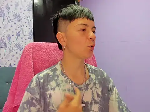 Snapshot of _Hannah_Hot chatting on September 24, 2025, 2:07 am Hannah Hot online show from September 24, 2025, 2:07 am