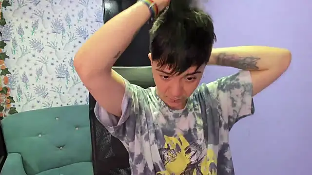 Snapshot of _Hannah_Hot chatting on October 21, 2025, 1:38 am Hannah Hot online show from October 21, 2025, 1:38 am