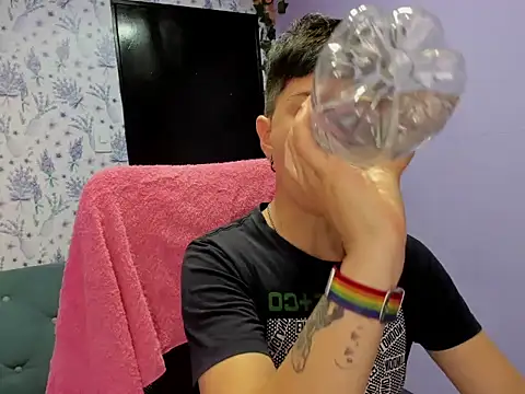 Snapshot of _Hannah_Hot chatting on October 3, 2025, 2:48 am Hannah Hot online show from October 3, 2025, 2:48 am