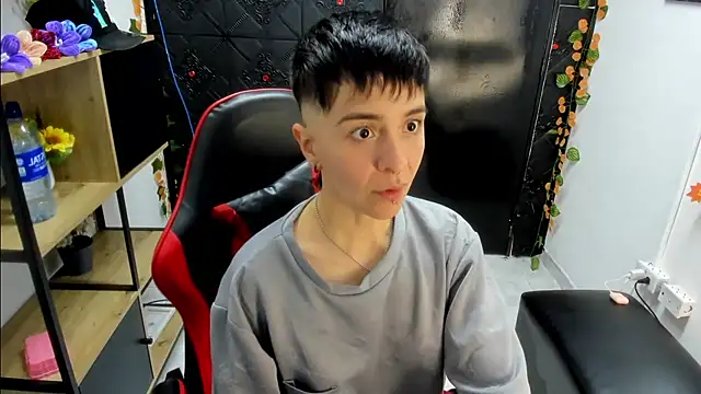 Snapshot of _Hannah_Hot chatting on March 1, 2026, 3:39 am Hannah Hot online show from March 1, 2026, 3:39 am