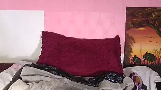 jayjayja19 online show from September 20, 2025, 3:28 pm