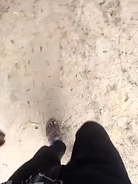 Snapshot of OmeningFurorji chatting on October 27, 2025, 10:16 am OmeningFurorji online show from October 27, 2025, 10:16 am