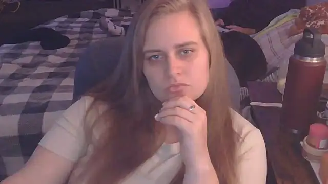 Snapshot of Sexyblonde12344 chatting on October 13, 2025, 5:47 pm Sexyblonde12344 online show from October 13, 2025, 5:47 pm