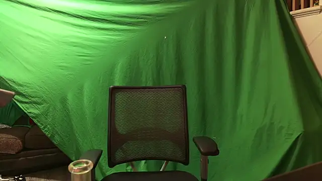 MasterDaddyCool online show from September 19, 2025, 5:33 am