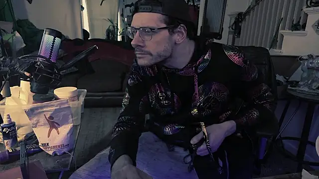 MasterDaddyCool online show from February 3, 2026, 6:46 pm