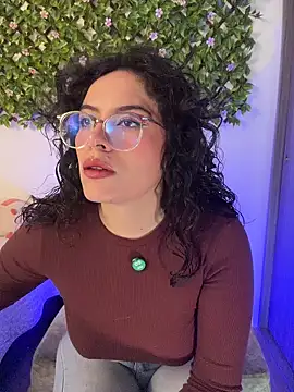 Katheerine online show from December 22, 2025, 1:39 am