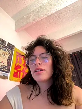 Snapshot of Katheerine chatting on September 25, 2025, 1:22 am Katheerine online show from September 25, 2025, 1:22 am