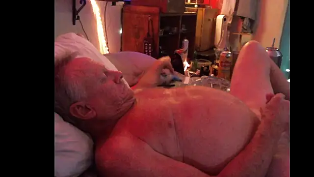 Pussyeat2please online show from November 29, 2025, 8:36 am