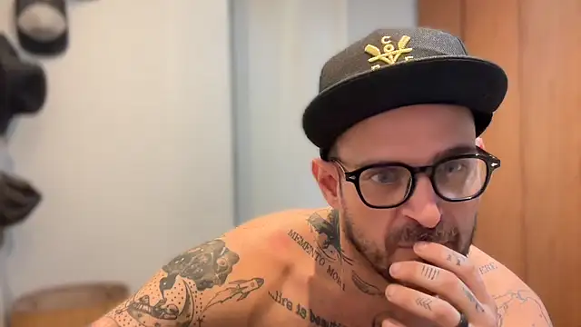 brrasssssillll online show from June 16, 2026, 7:36 pm
