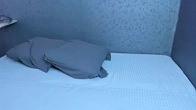 Snapshot of Olivia_Buckby chatting on October 3, 2025, 4:25 am Olivia Buckby online show from October 3, 2025, 4:25 am