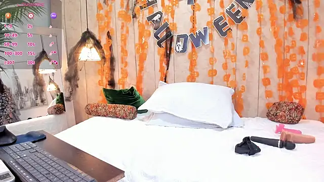 Snapshot of Anantaa_ chatting on October 20, 2025, 11:44 am Anantaa  online show from October 20, 2025, 11:44 am