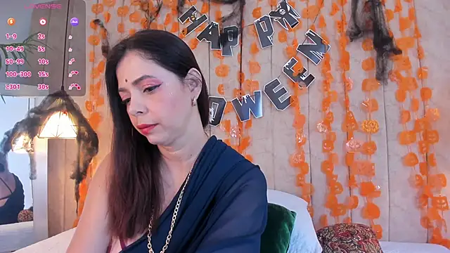 Snapshot of Anantaa_ chatting on October 23, 2025, 11:42 am Anantaa  online show from October 23, 2025, 11:42 am