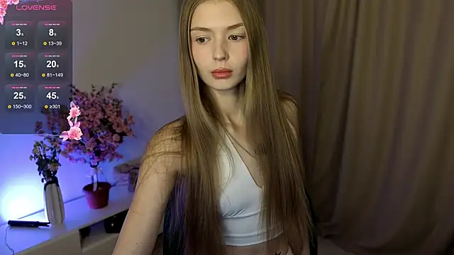 holylisssa online show from November 18, 2025, 7:22 am