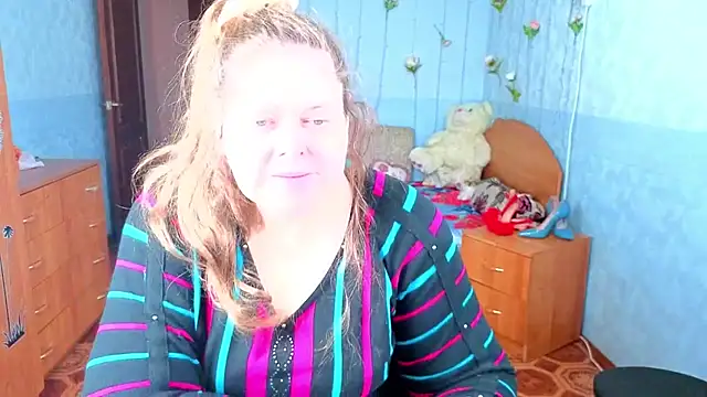 Snapshot of Audrey_Aura chatting on October 22, 2025, 5:18 am Audrey Aura online show from October 22, 2025, 5:18 am