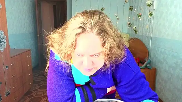 Snapshot of Audrey_Aura chatting on October 18, 2025, 5:20 am Audrey Aura online show from October 18, 2025, 5:20 am