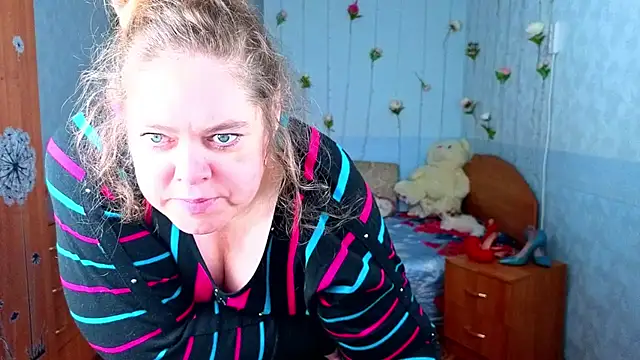 Snapshot of Audrey_Aura chatting on October 20, 2025, 5:09 am Audrey Aura online show from October 20, 2025, 5:09 am