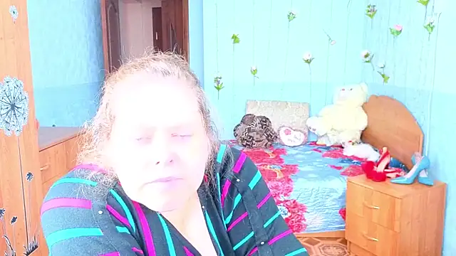 Snapshot of Audrey_Aura chatting on October 19, 2025, 5:43 am Audrey Aura online show from October 19, 2025, 5:43 am