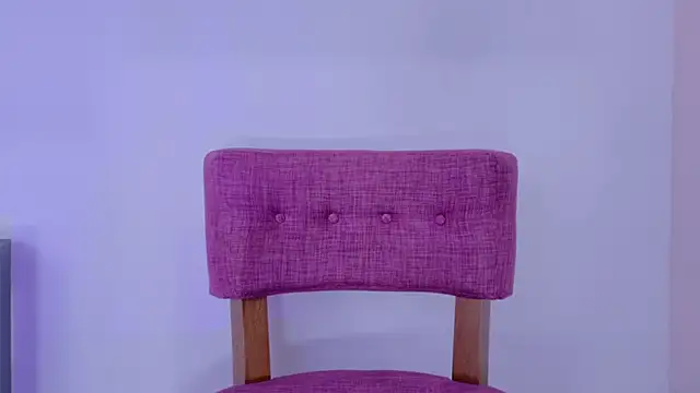 Snapshot of KITY_HILL chatting on October 18, 2025, 4:25 am KITY HILL online show from October 18, 2025, 4:25 am