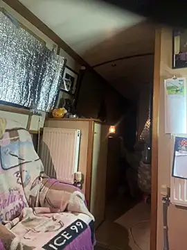 ladyboatlady online show from February 28, 2026, 4:45 am